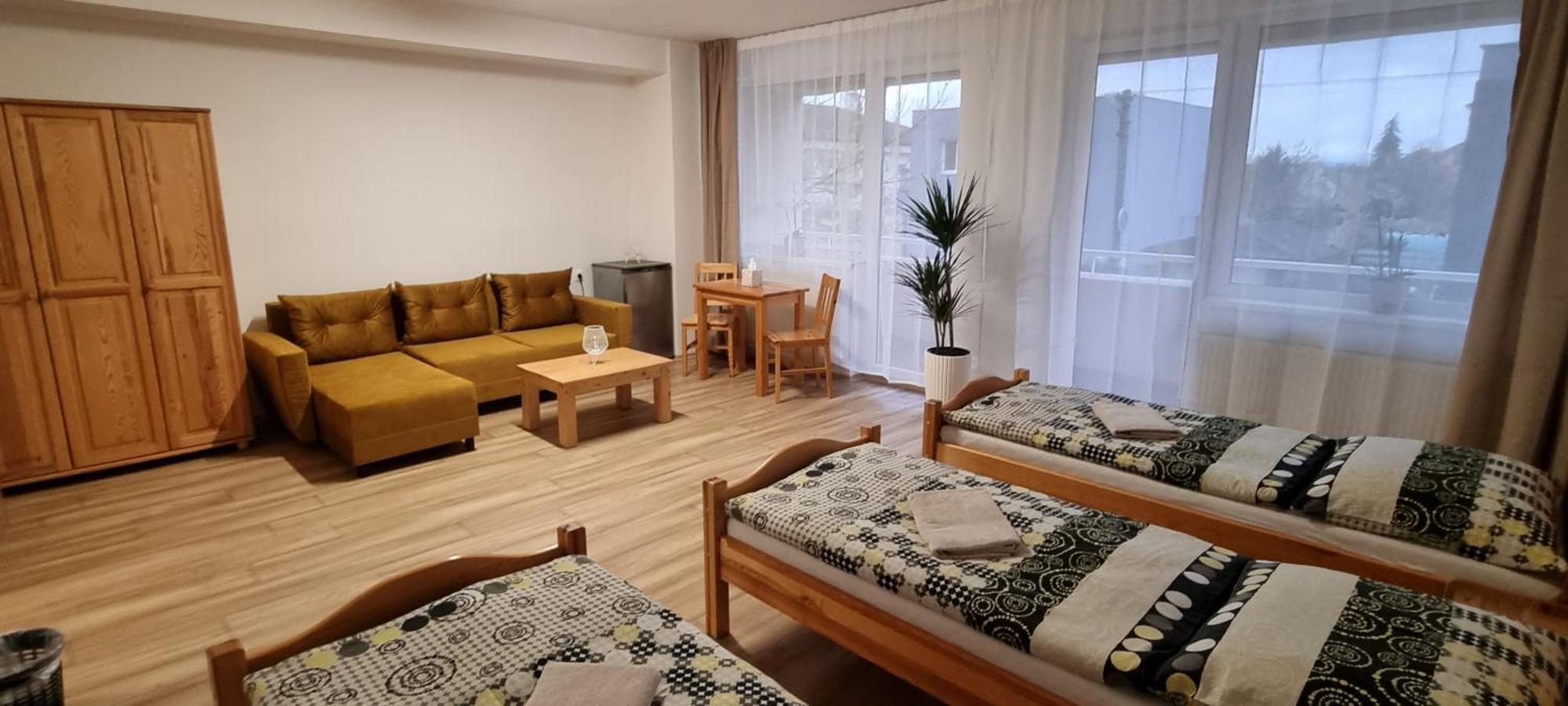 Ubytovanie Funstar Topoľčany Quarto foto